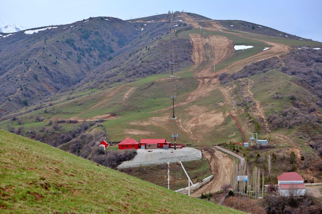 Info Shymkent - Skiing slope of Tau Samaly in the Western Tien-Shan Mountains near Shymkent