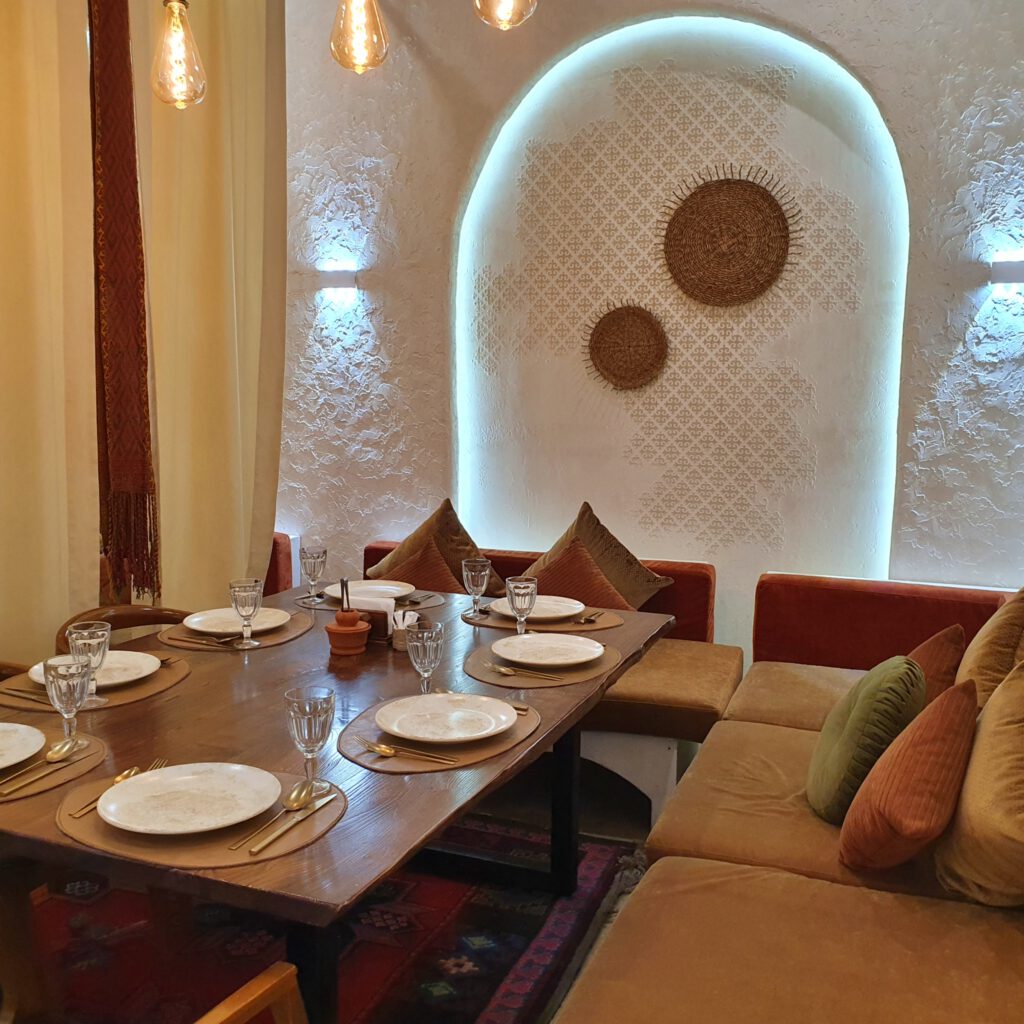 Info Shymkent - Interieur of the Bozjyra Restaurant in Shymkent